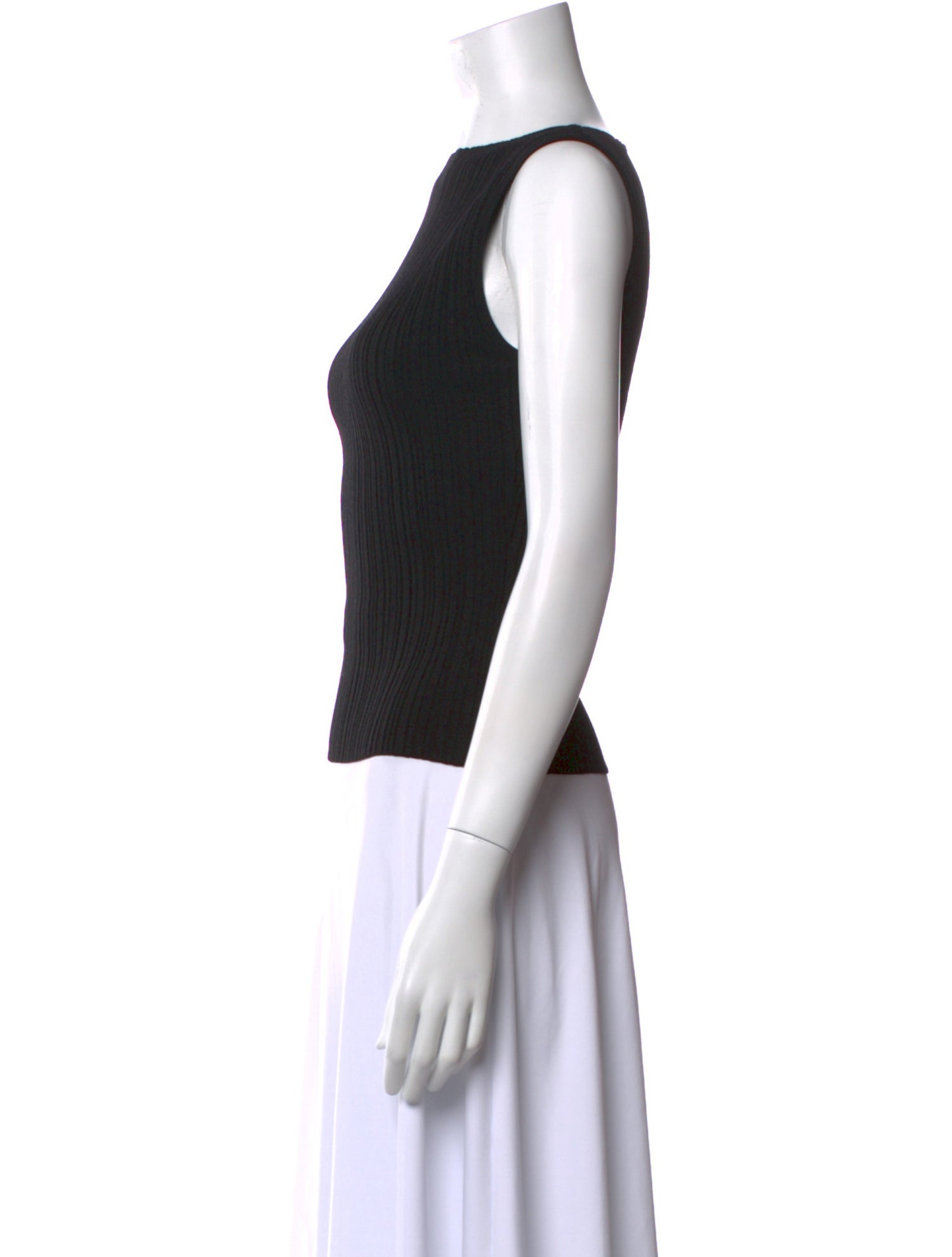 Dissh Bateau Neckline Sleeveless Top