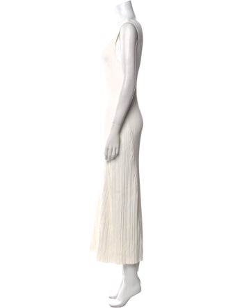 Dissh Bateau Neckline Long Dress