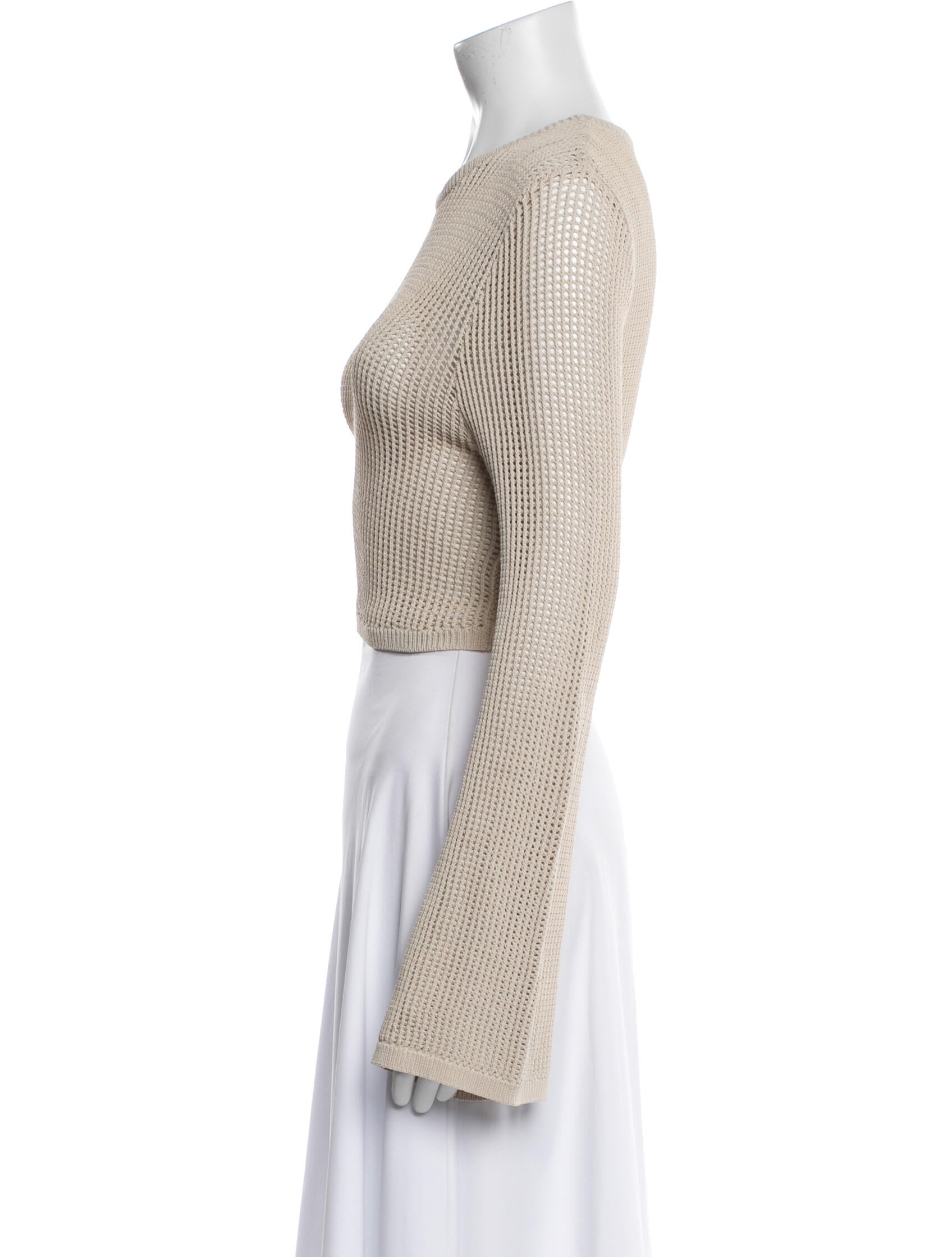 Dissh Crew Neck Long Sleeve Crop Top