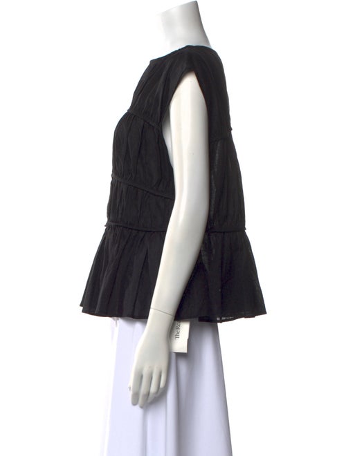 Dissh Bateau Neckline Short Sleeve Top