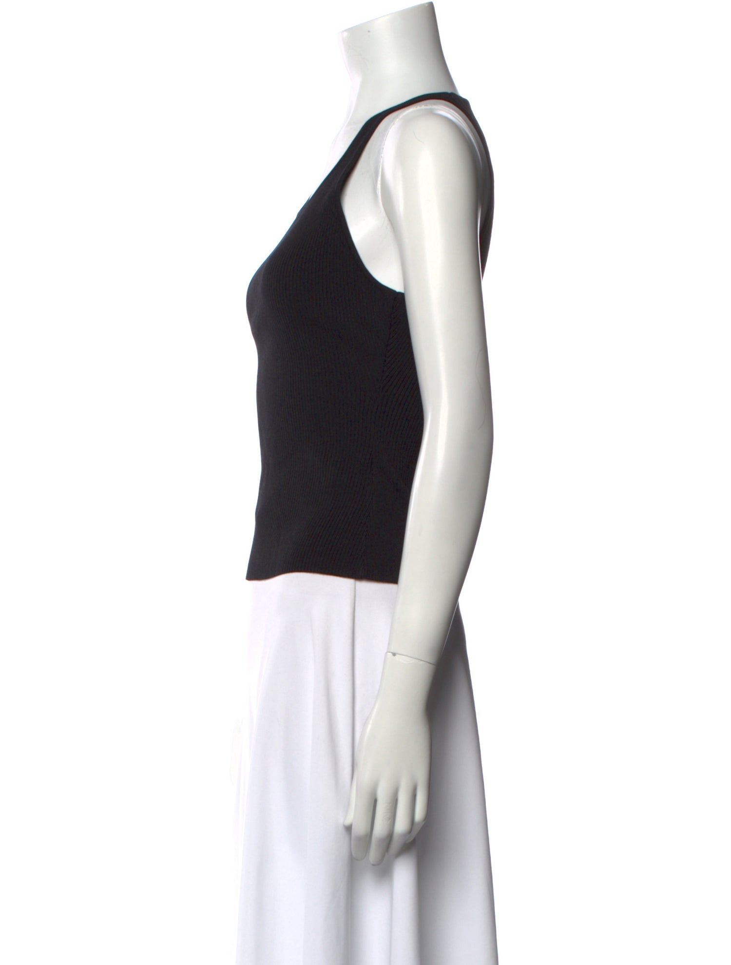 Dissh Scoop Neck Sleeveless Top w/ Tags
