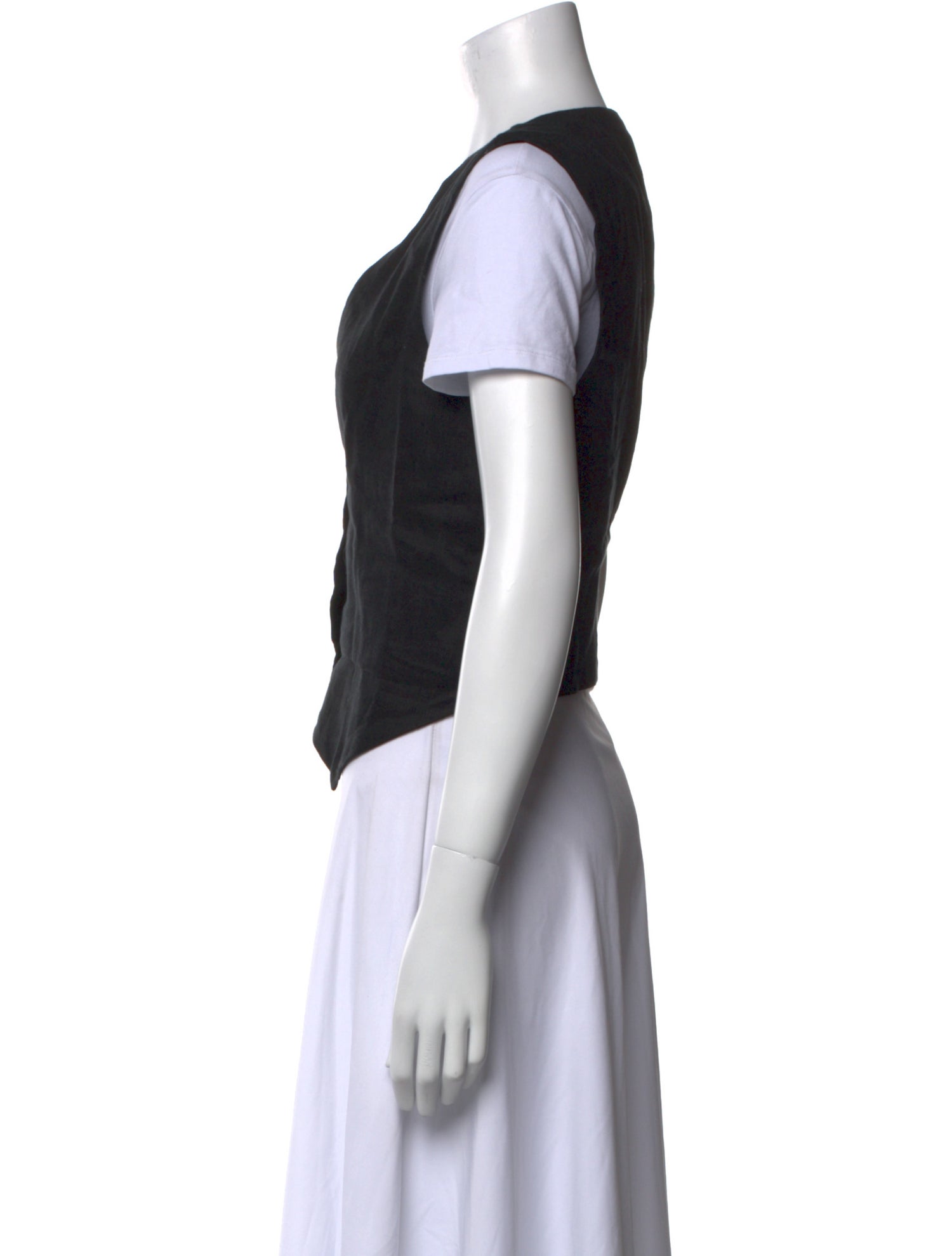 Dissh Linen V-Neck Crop Top