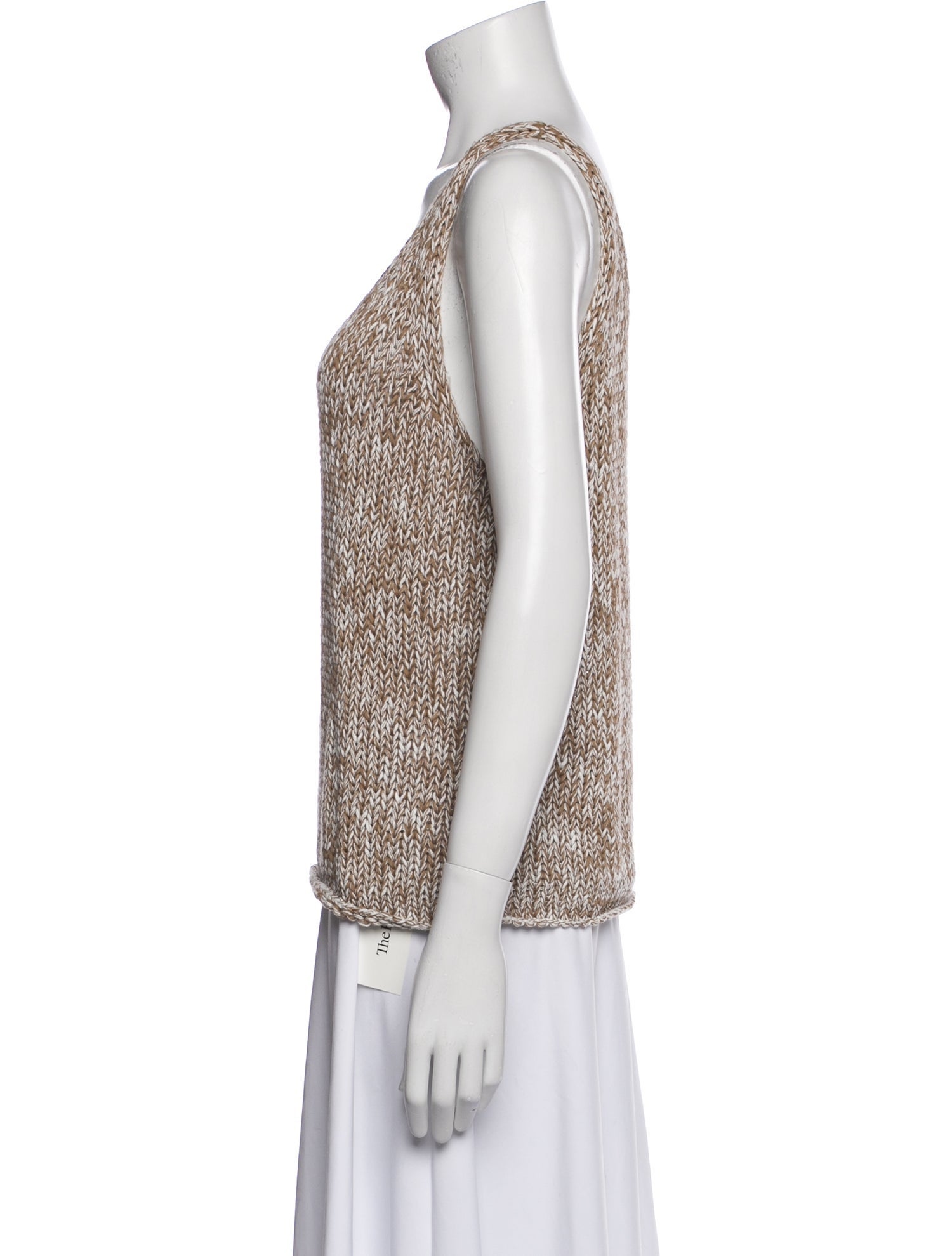 Dissh Scoop Neck Sleeveless Top