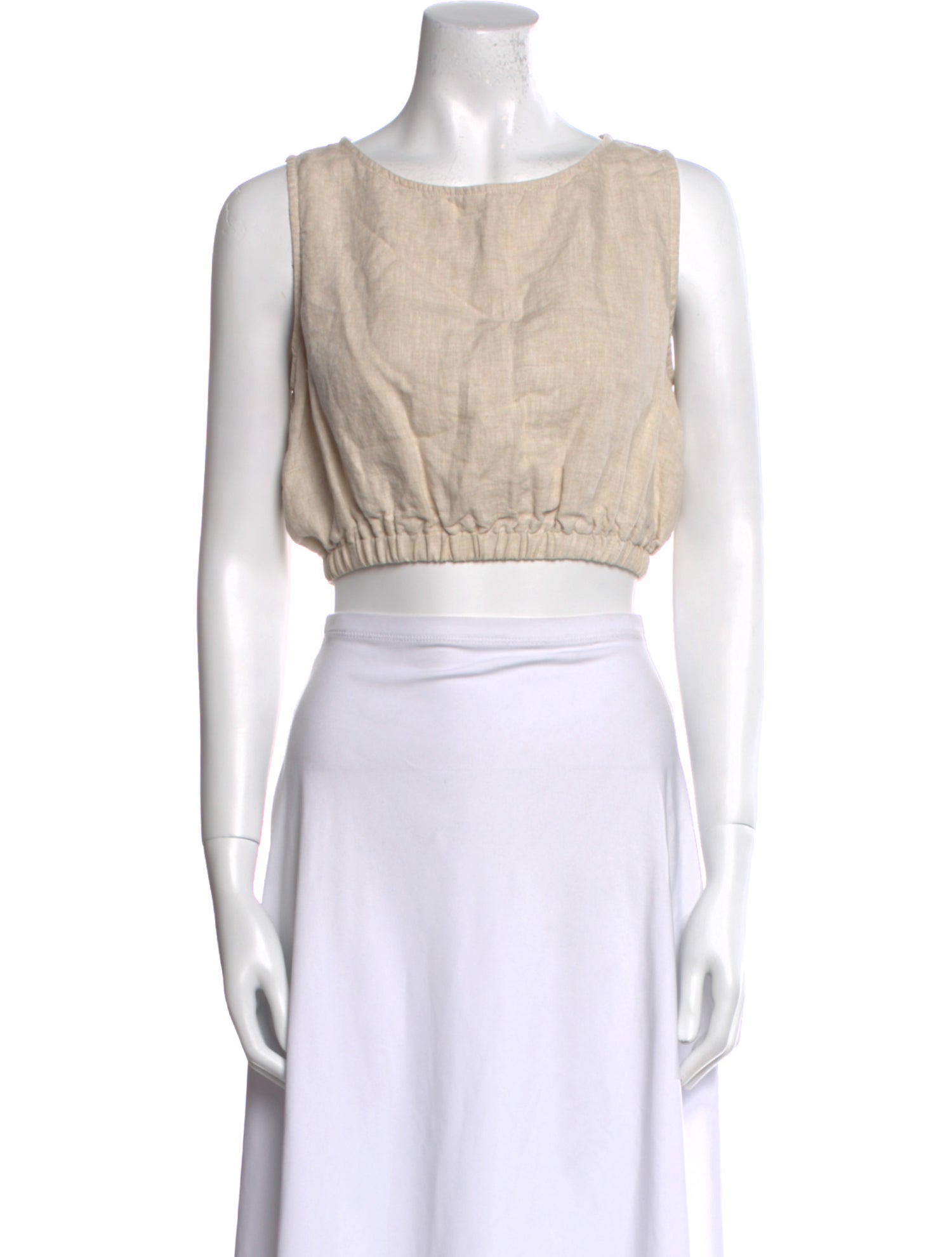 Dissh Scoop Neck Sleeveless Crop Top