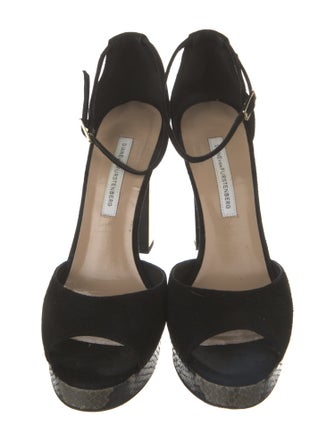 Diane von Furstenberg Suede D'Orsay Pumps