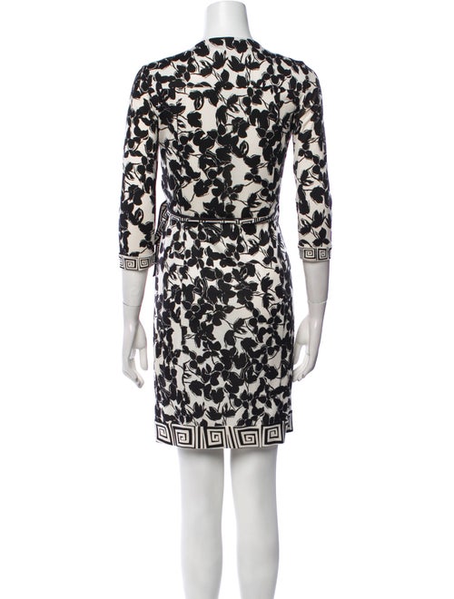 Diane von Furstenberg Silk Printed Robe
