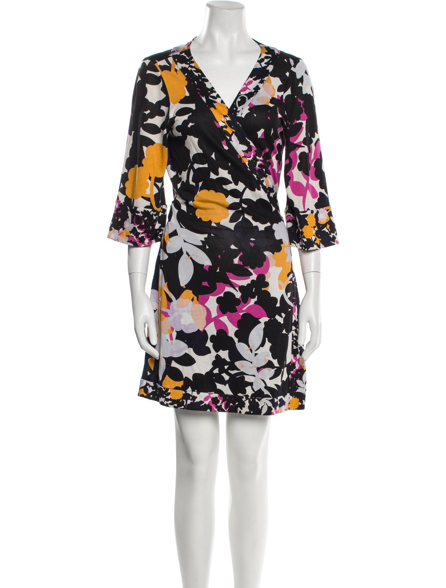Diane von Furstenberg Silk Printed Robe