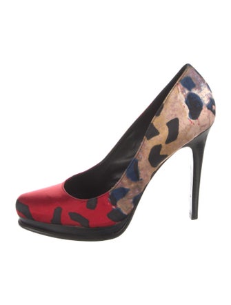 Diane von Furstenberg Satin Printed Pumps