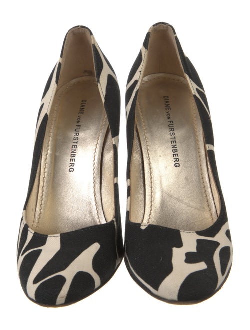 Diane von Furstenberg Canvas Printed Pumps