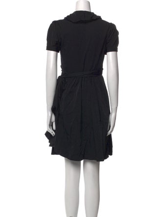 Diane von Furstenberg V-Neck Knee-Length Dress