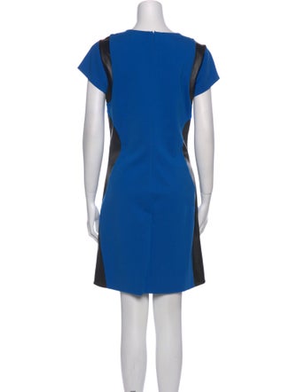 Diane von Furstenberg Crew Neck Knee-Length Dress