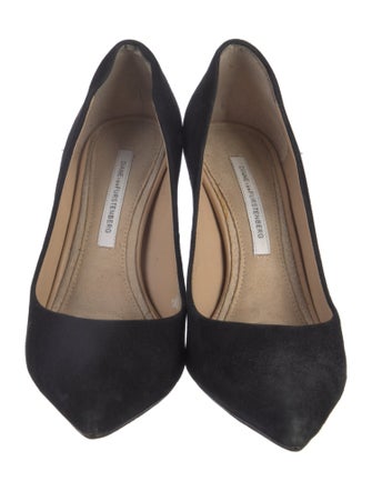 Diane von Furstenberg Suede Pumps