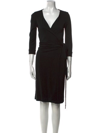 Diane von Furstenberg V-Neck Knee-Length Dress