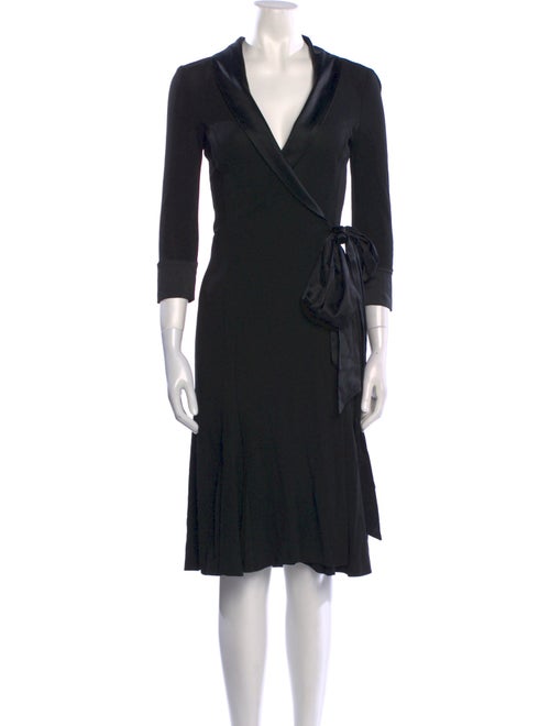 Diane von Furstenberg V-Neck Knee-Length Dress
