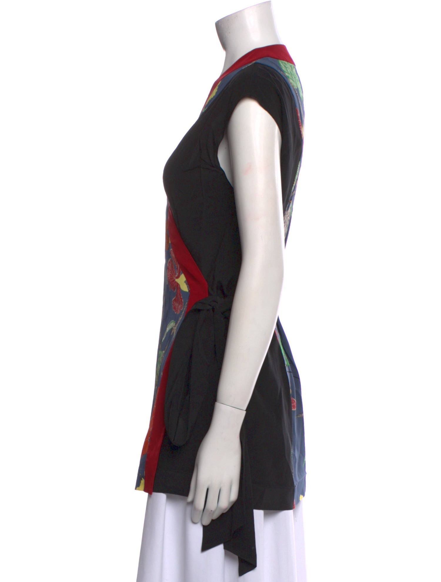 Diane von Furstenberg Printed V-Neck Blouse