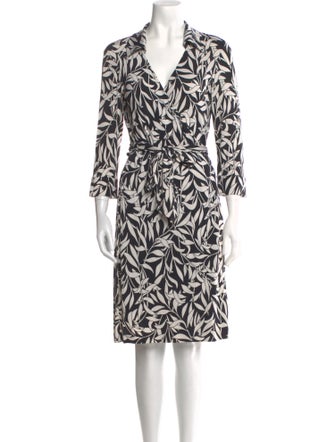 Diane von Furstenberg Silk Knee-Length Dress