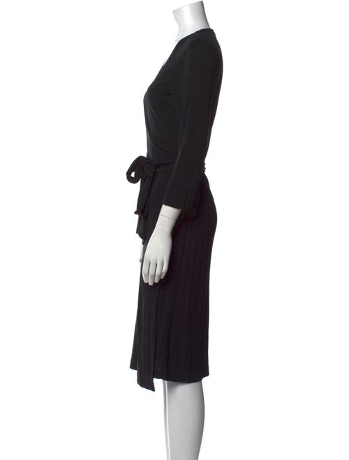 Diane von Furstenberg V-Neck Midi Length Dress