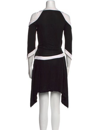 Diane von Furstenberg Colorblock Pattern Knee-Length Dress