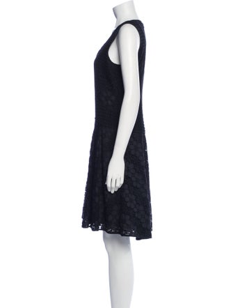 Diane von Furstenberg V-Neck Knee-Length Dress