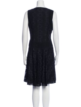 Diane von Furstenberg V-Neck Knee-Length Dress