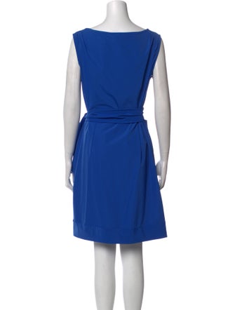 Diane von Furstenberg Bateau Neckline Knee-Length Dress