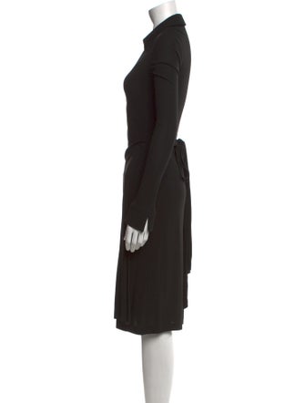 Diane von Furstenberg V-Neck Knee-Length Dress