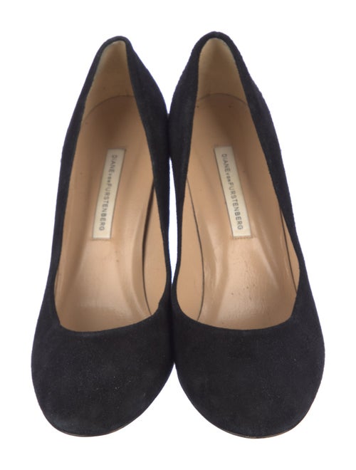 Diane von Furstenberg Suede Pumps