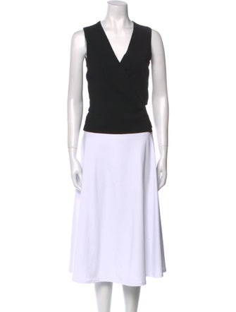 Diane von Furstenberg V-Neck Sleeveless Crop Top