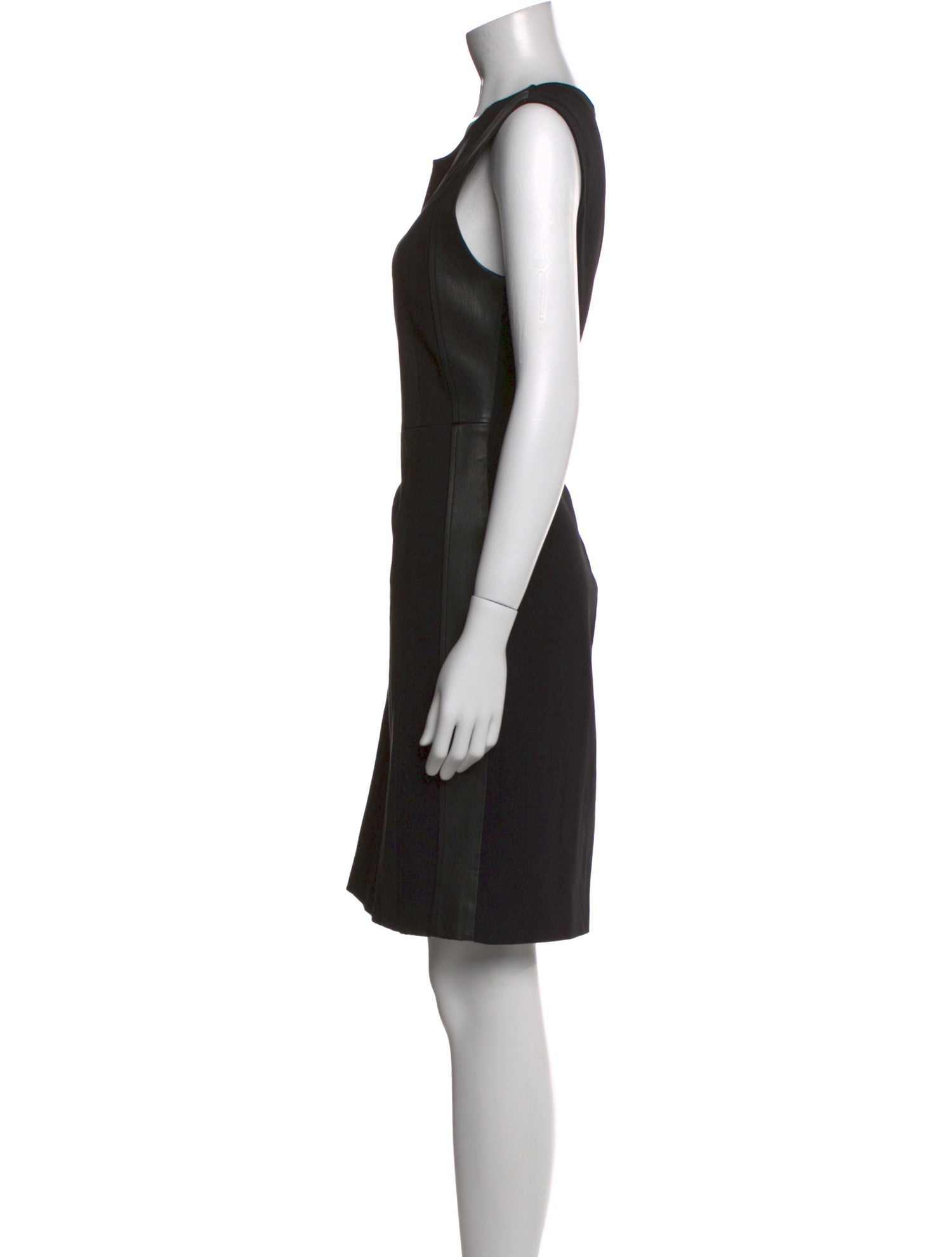 Diane von Furstenberg Scoop Neck Knee-Length Dress