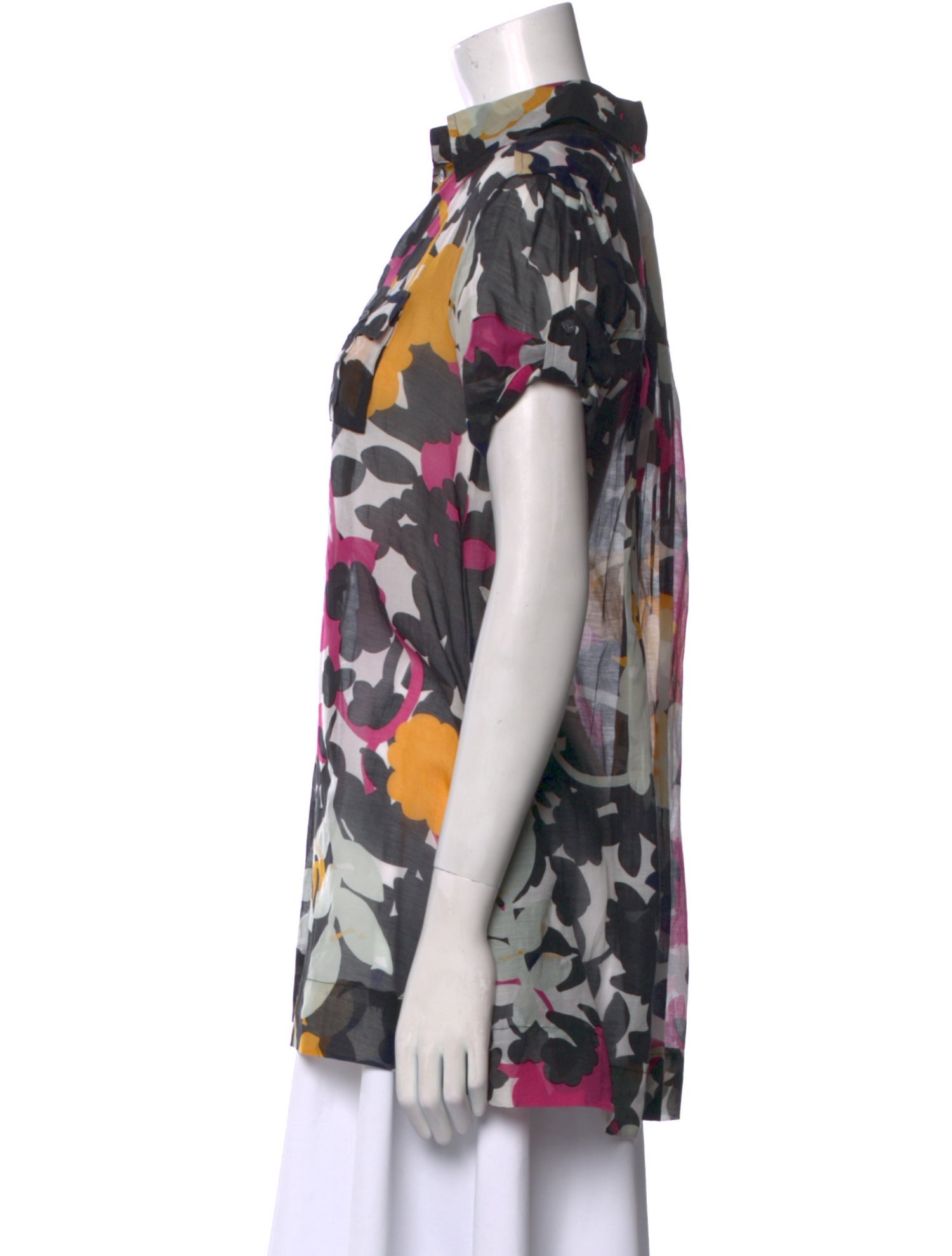 Diane von Furstenberg Floral Print V-Neck Button-Up Top