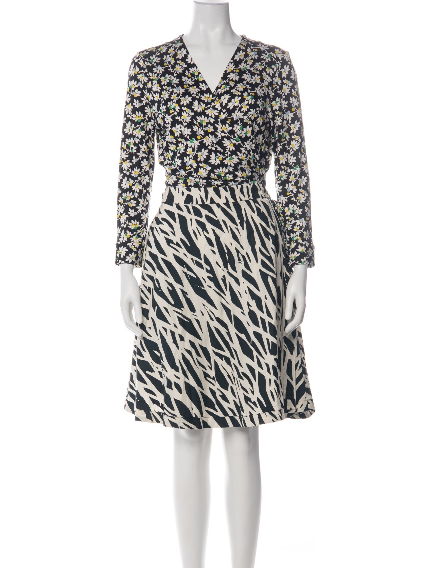 Shop our selection of playful Diane von Furstenberg designs, from wrap  dresses and beyond, and save up to 90% off retail. | The RealReal