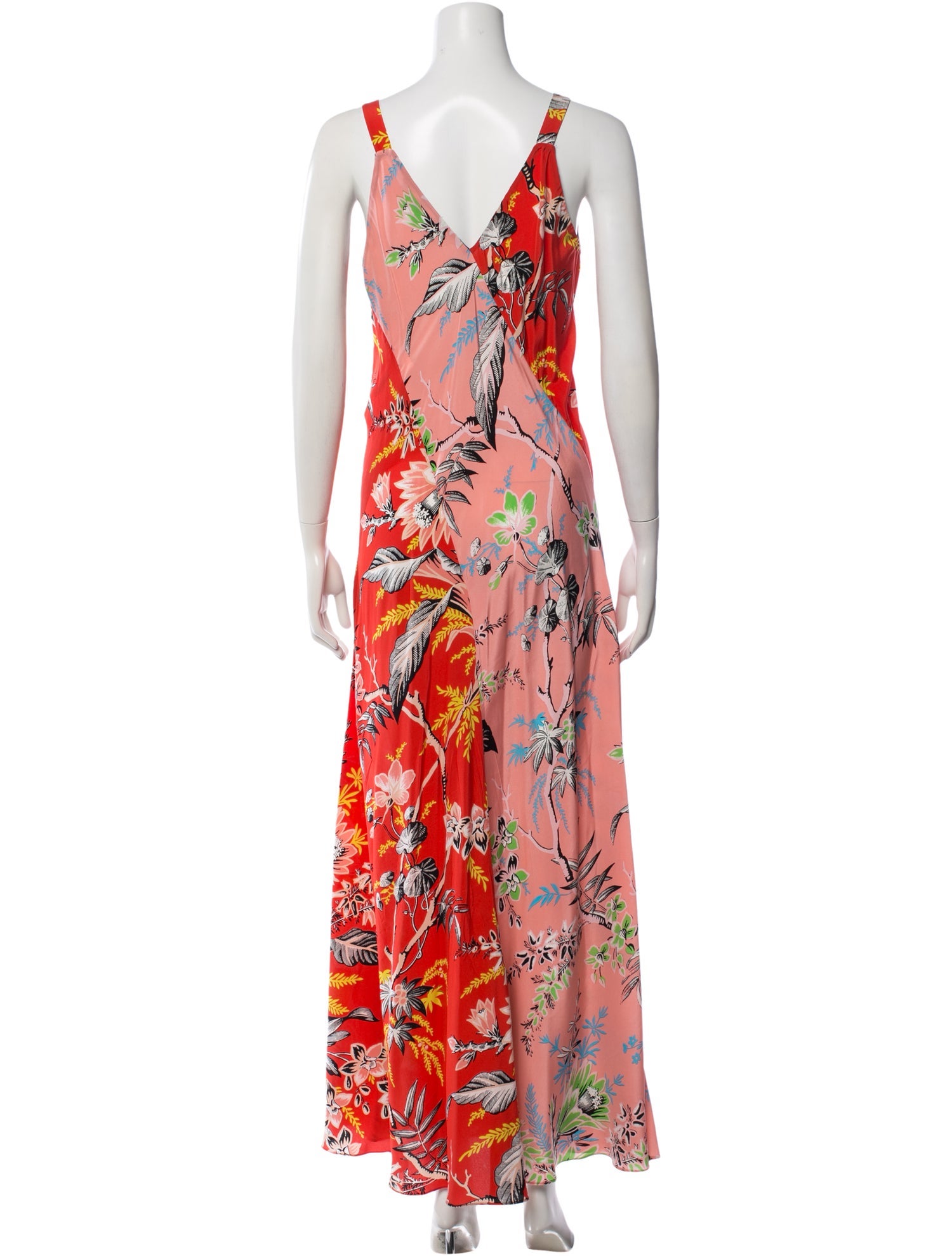 diane von furstenberg red dress Bold color, effortless silhouette. #DVF