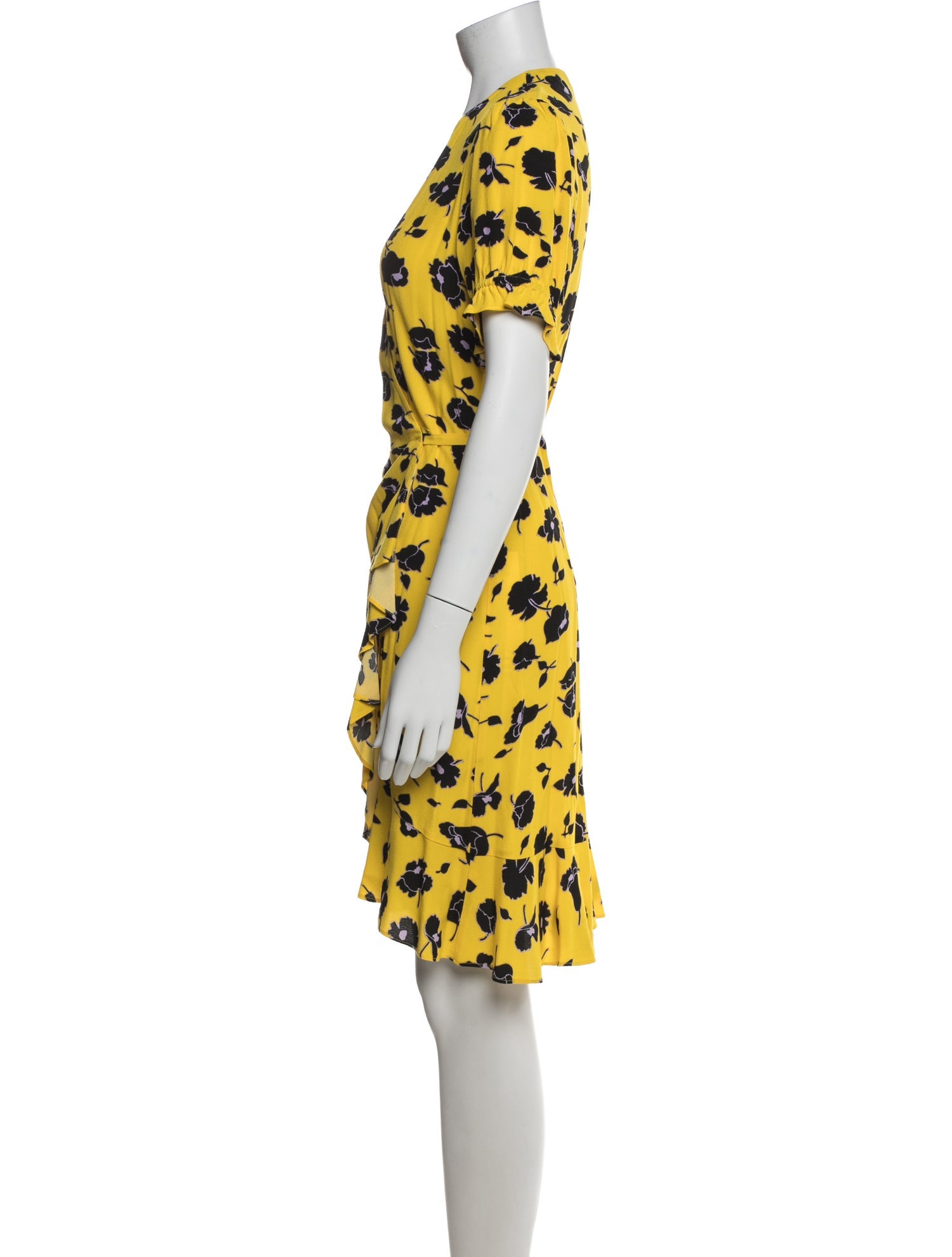 Diane von Furstenberg Floral Print Ruffle Embellishment Robe