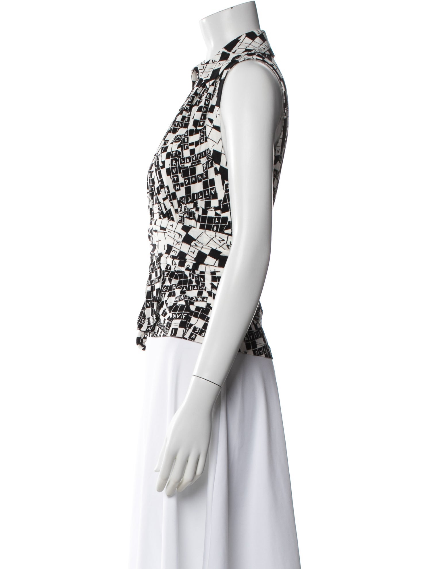 Diane von Furstenberg Graphic Print V-Neck Blouse