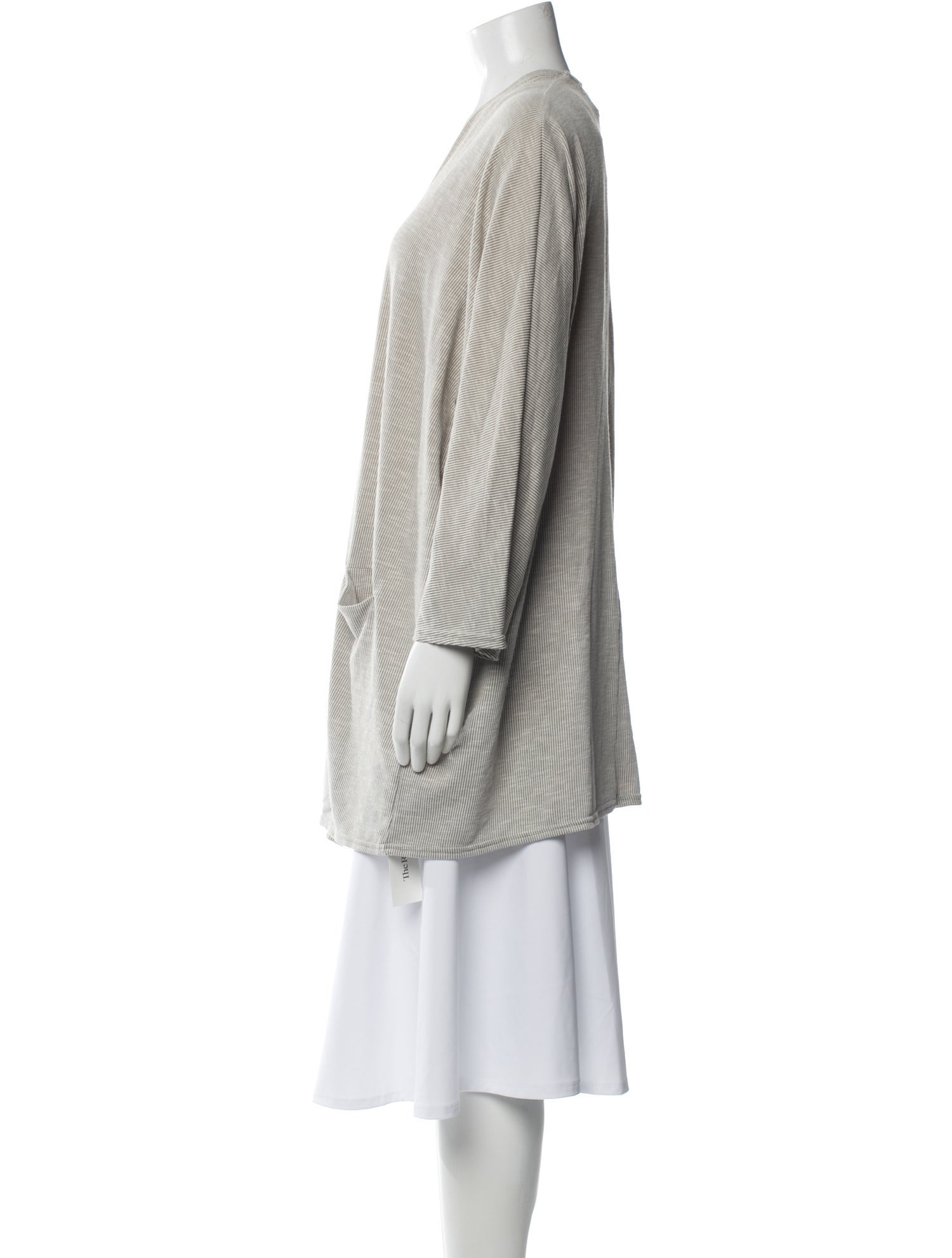 DONNI. V-Neck Sweater