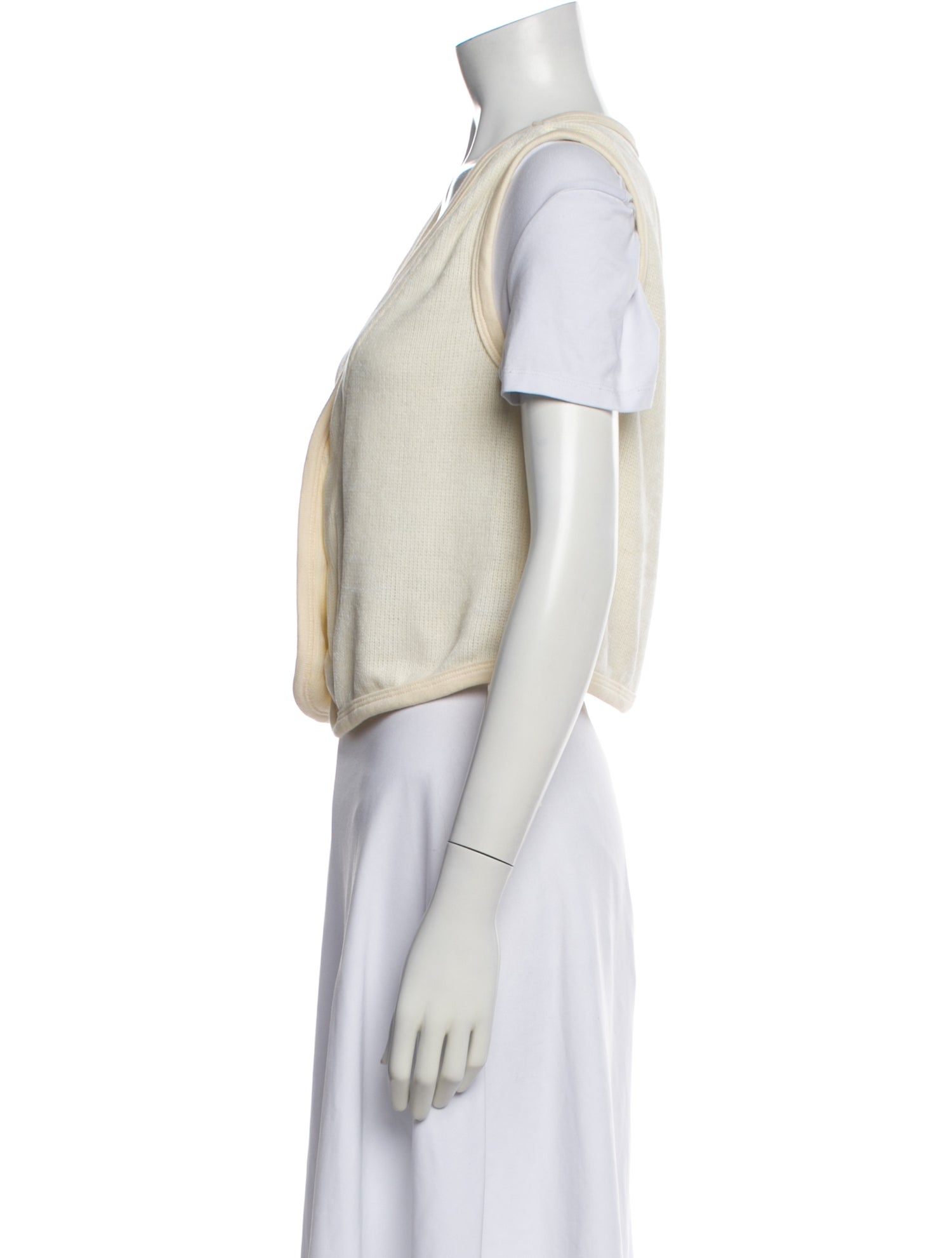 DONNI. V-Neck Sweater