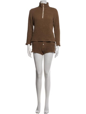 Pre-owned Donni Short Set In Brown