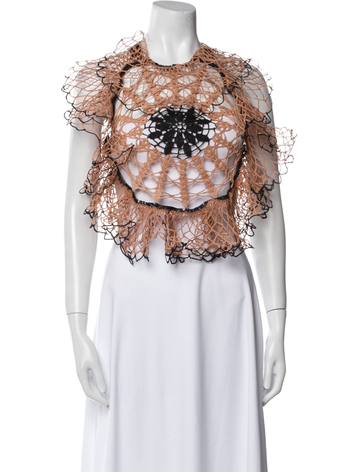 Diotima Lace Pattern Crew Neck Crop Top