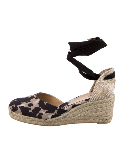 Diane Von Furstenberg X Castaner Canvas Printed D'Orsay Pumps