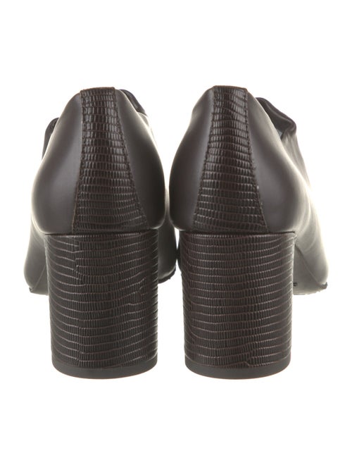 Donald Pliner Low Heel Pumps