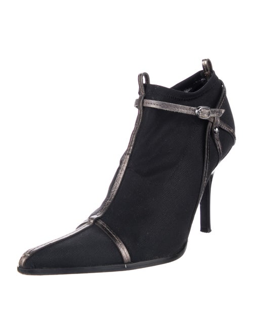 Donald Pliner Mesh Leather Trim Heeled Pumps