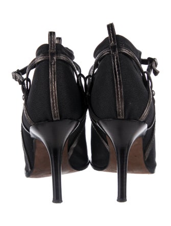 Donald Pliner Mesh Leather Trim Heeled Pumps