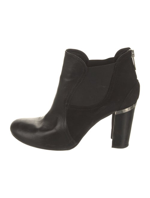 Donald Pliner Leather Chelsea Boots