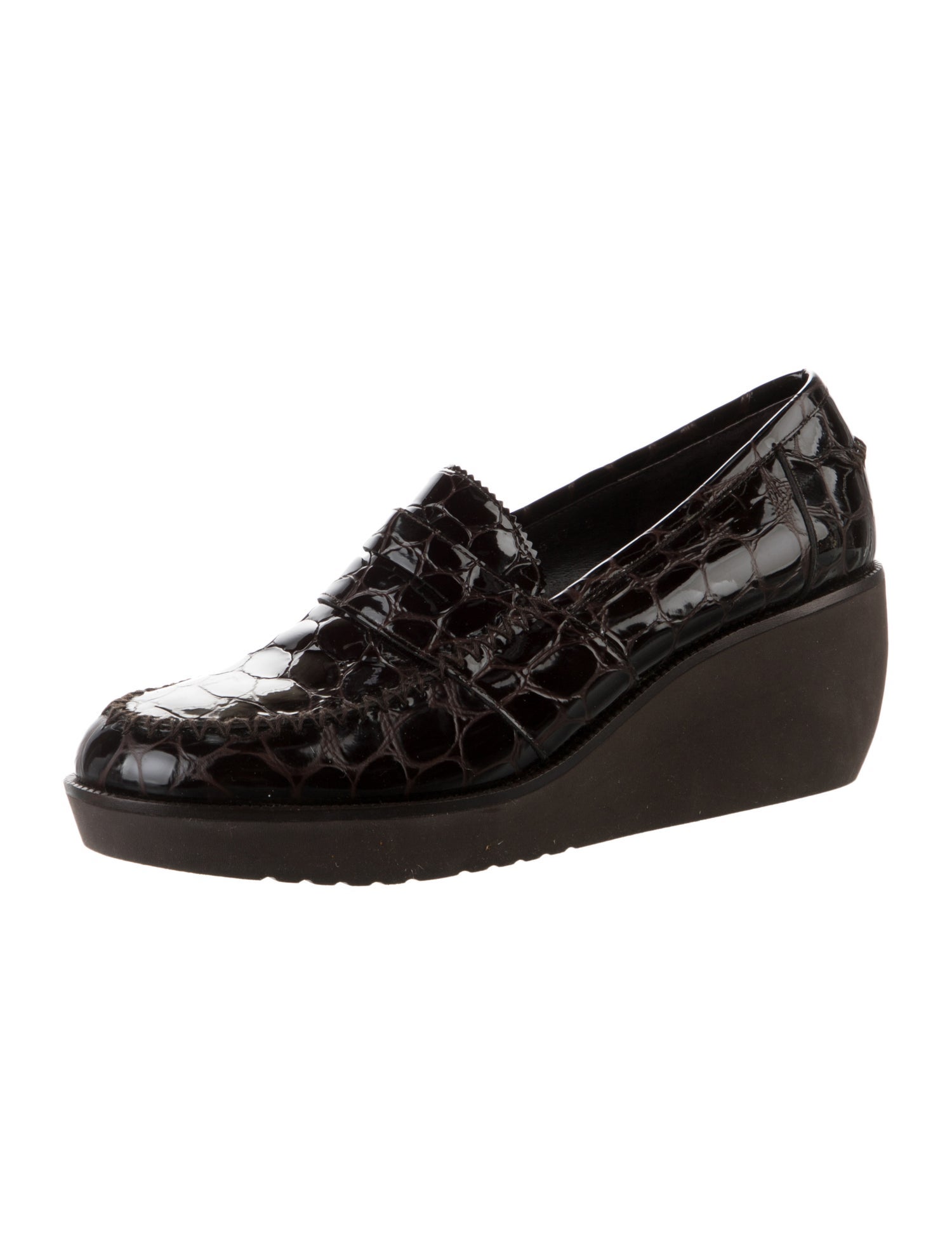 Donald Pliner Patent Leather Pumps