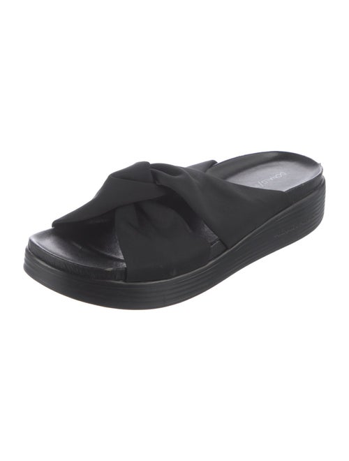 Donald Pliner Nylon Slides