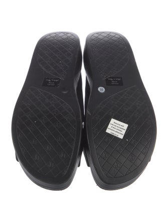 Donald Pliner Nylon Slides