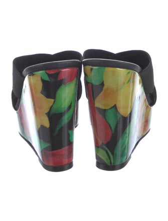 Donald Pliner Floral Print Slides