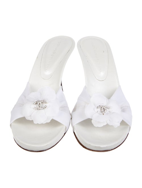 Donald Pliner Leather Floral Print Slides