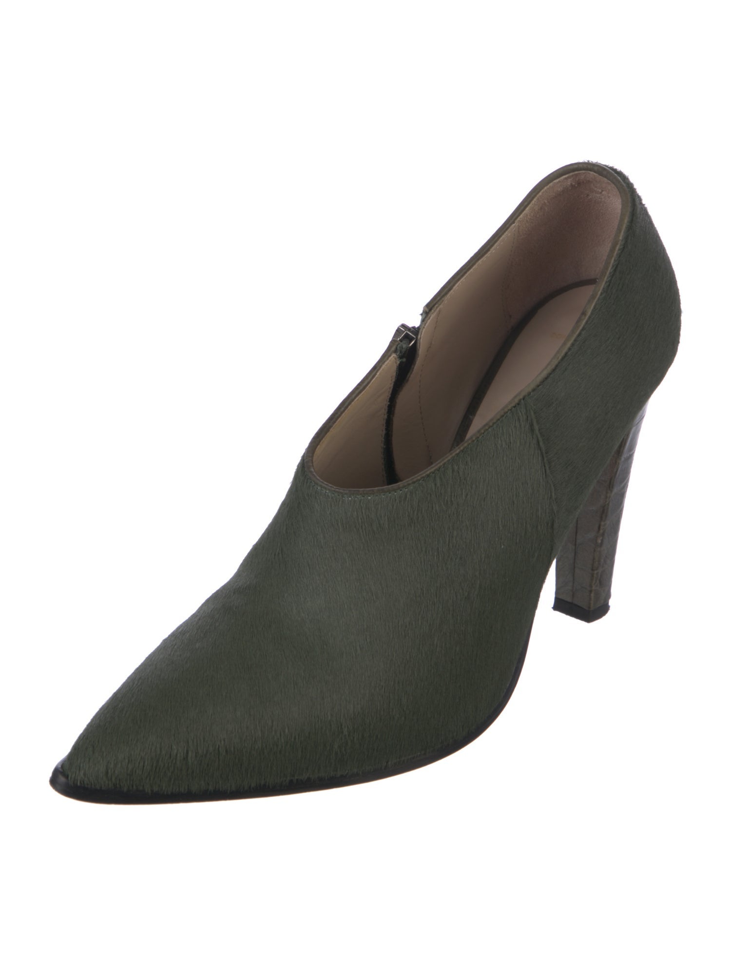 Donald Pliner Suede Pumps