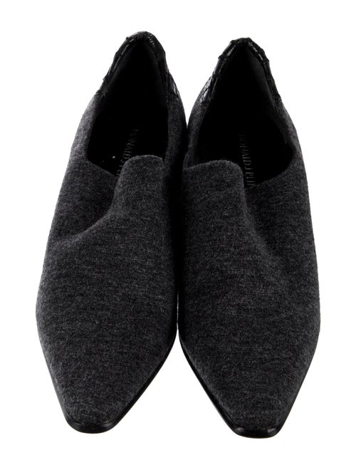 Donald Pliner Pumps